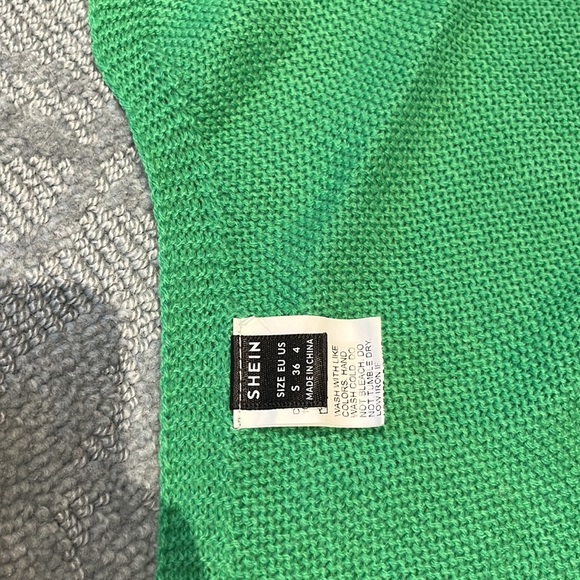 Green Knit Crop Top - Picture 2 of 2